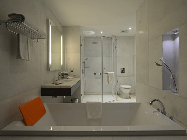 Superior room_640x480-2-300x225.jpg